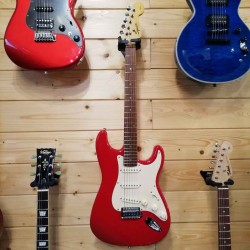 Squier by Fender - Affinity Stratocaster '90 - Fiesta Red